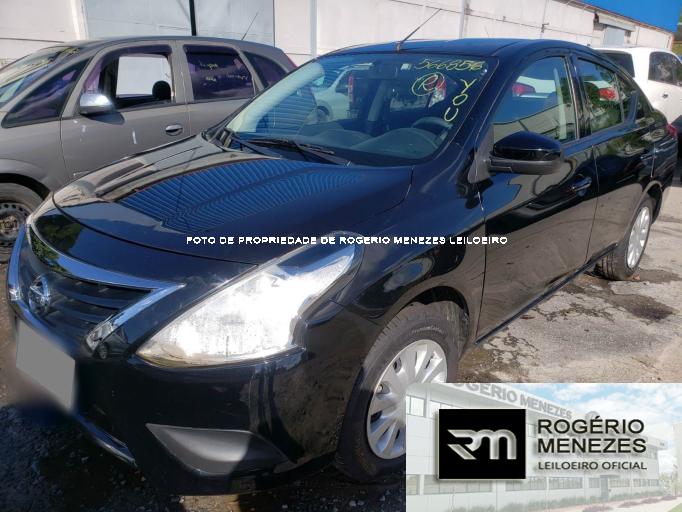 NISSAN VERSA 18/18