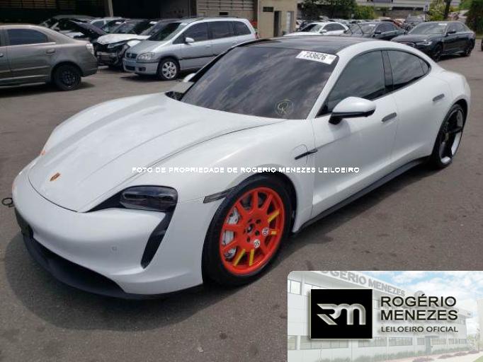 PORSCHE TAYCAN 22/22