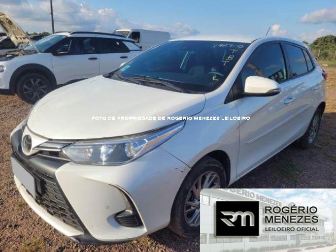 TOYOTA YARIS 22/23