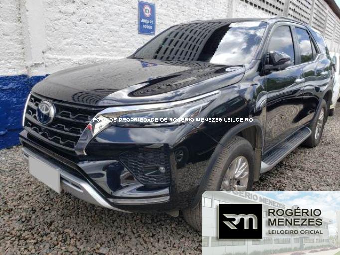 TOYOTA HILUX SW4 22/22