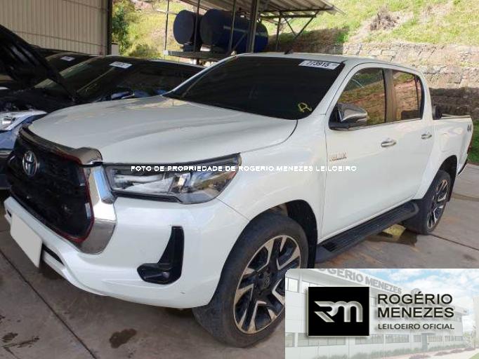 TOYOTA HILUX CD 21/21