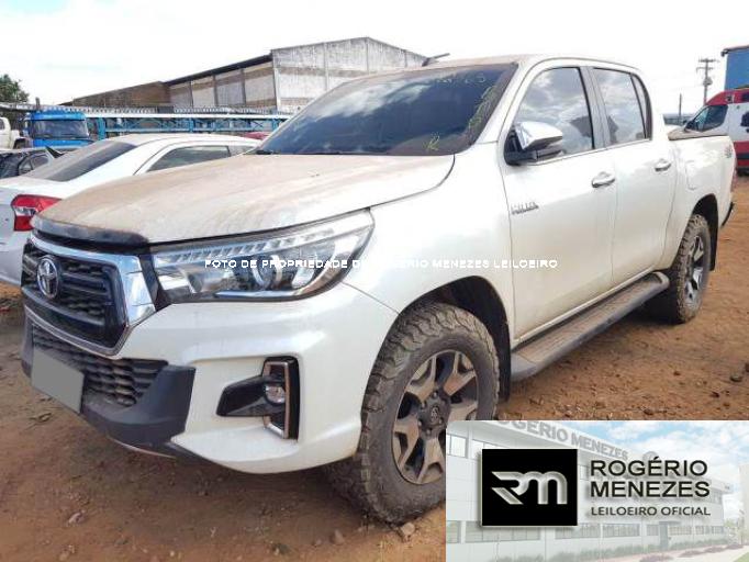 TOYOTA HILUX CD 20/20