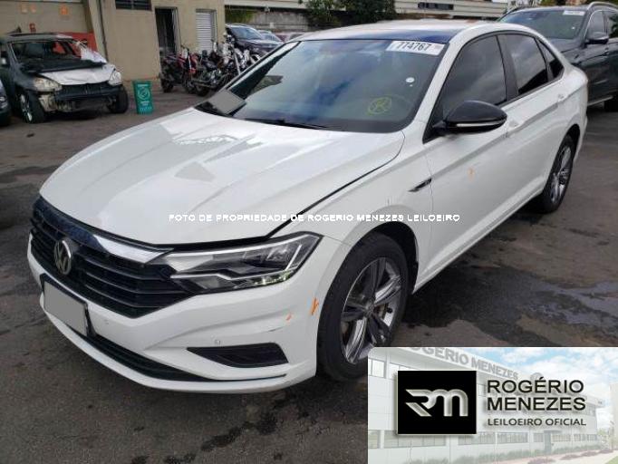 VOLKSWAGEN JETTA 18/18