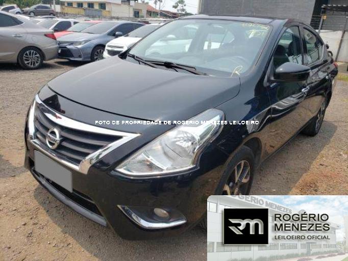 NISSAN VERSA 16/16