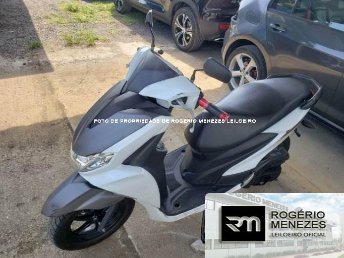 YAMAHA FLUO 22/23