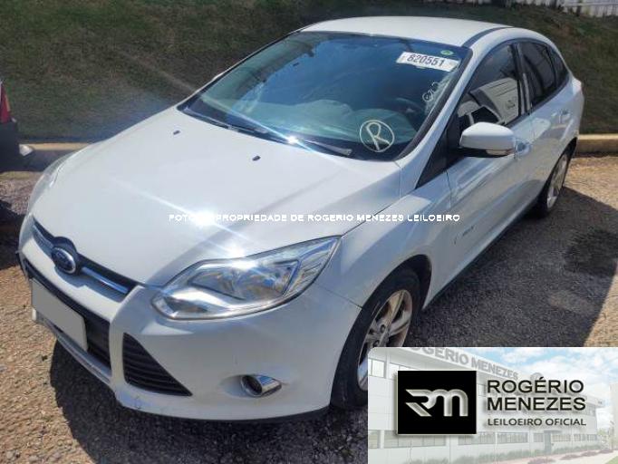 FORD FOCUS SEDAN 15/16