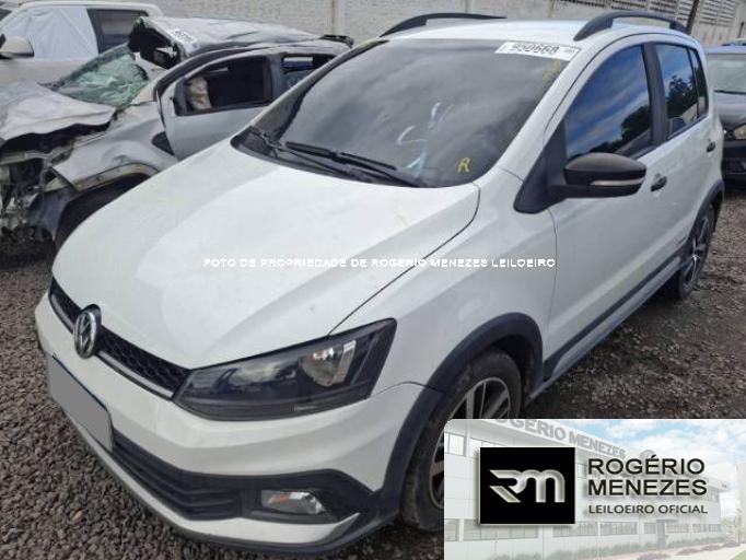 VOLKSWAGEN FOX 18/19