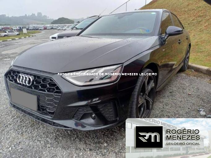 AUDI A4 22/23