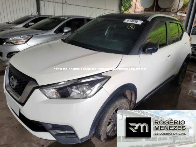 NISSAN KICKS 18/18