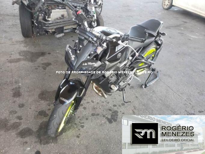 YAMAHA MT-09 20/20