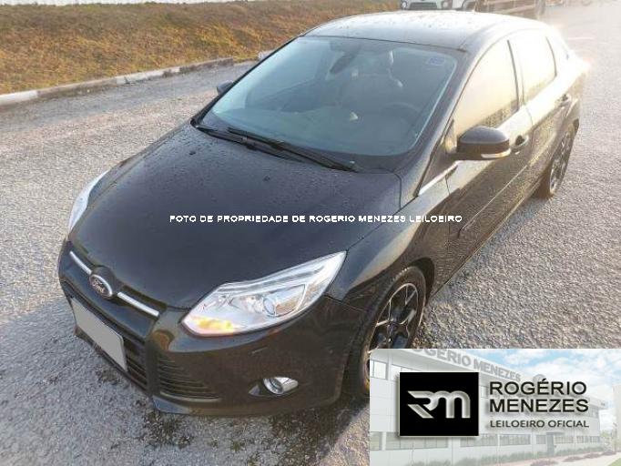 FORD FOCUS SEDAN 14/14
